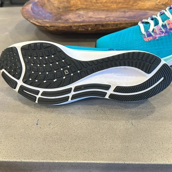 Nike Air Zoom Pegasus 37 Aquamarine Tropical Twist DH3051-300 Women’s Size 8.5 - Picture 4 of 5